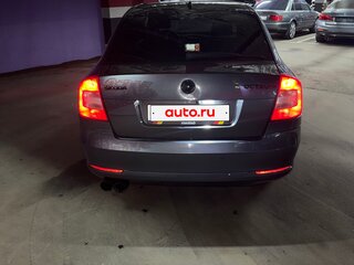 2010 Skoda Octavia II (A5) Рестайлинг, серый, 650000 рублей, вид 3