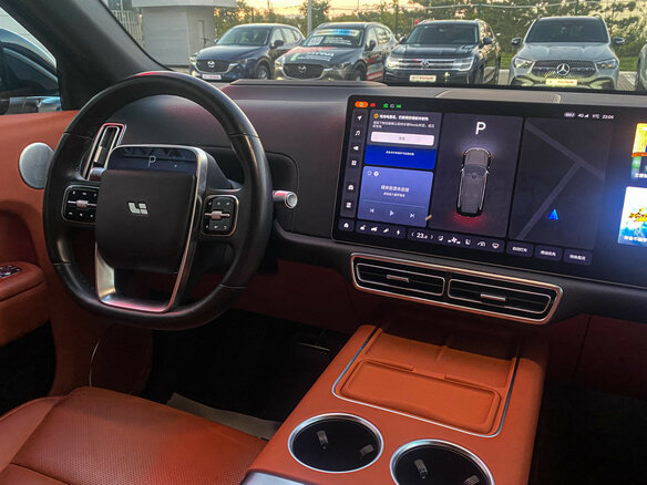 2023 Li Auto (Lixiang) L9 44.5 kWh I, чёрный, 5800000 рублей - вид 11