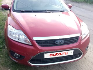 2010 Ford Focus II Рестайлинг, красный, 550000 рублей, вид 1