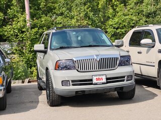2004 Lincoln Navigator 6-speed II, серый, 2250000 рублей, вид 1