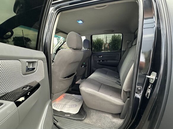 2013 Toyota Hilux Arctic Trucks AT38 VII Рестайлинг, чёрный, 2399000 рублей - вид 22
