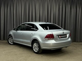 2013 Volkswagen Polo V, серебристый, 634888 рублей, вид 3