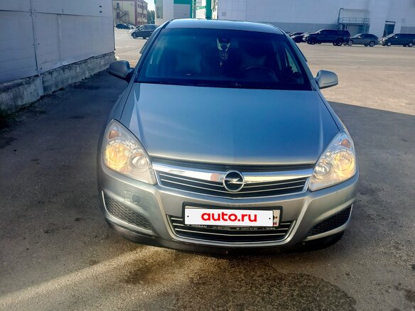 2011 Opel Astra H Рестайлинг, серый, 410000 рублей