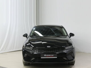2020 Kia K5 III, чёрный, 2340000 рублей, вид 2