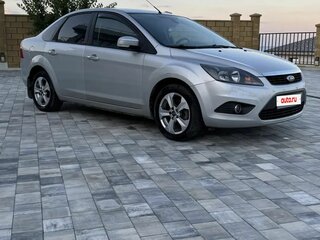 2010 Ford Focus II (North America), серебристый, 920000 рублей, вид 5