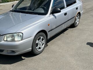2004 Hyundai Accent ТагАЗ II, серебристый, 200000 рублей, вид 4