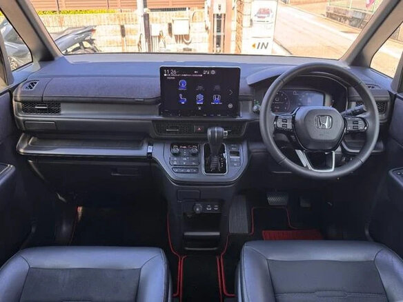 2023 Honda Stepwgn Spada VI, чёрный, 2410000 рублей - вид 12