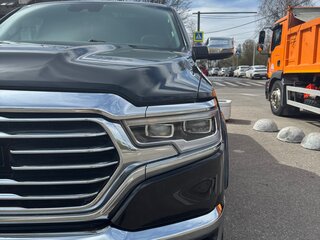 2023 Ram 1500 Crew Cab V, чёрный, 8550000 рублей, вид 2