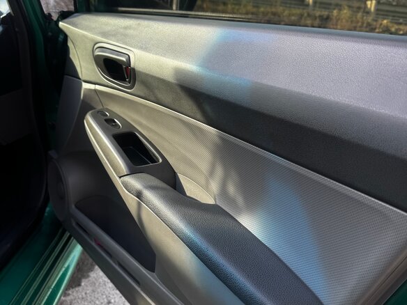 2008 Honda Civic VIII Рестайлинг, серебристый, 1200000 рублей - вид 12