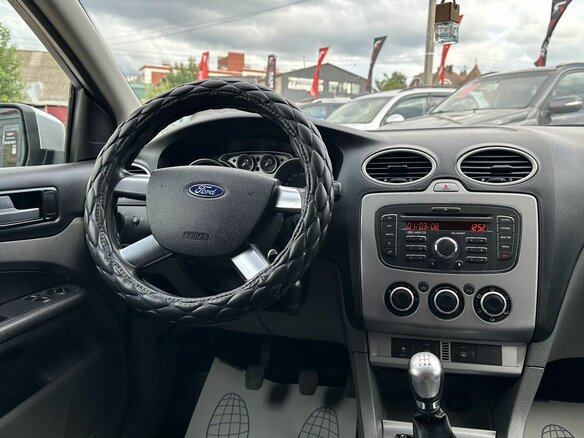 2008 Ford Focus II Рестайлинг, серебристый - вид 11