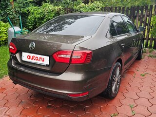 2012 Volkswagen Jetta VI, коричневый, 690000 рублей, вид 3