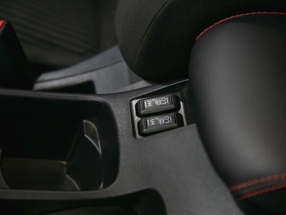 2013 Mitsubishi Lancer X Рестайлинг, серебристый, 990000 рублей - вид 16