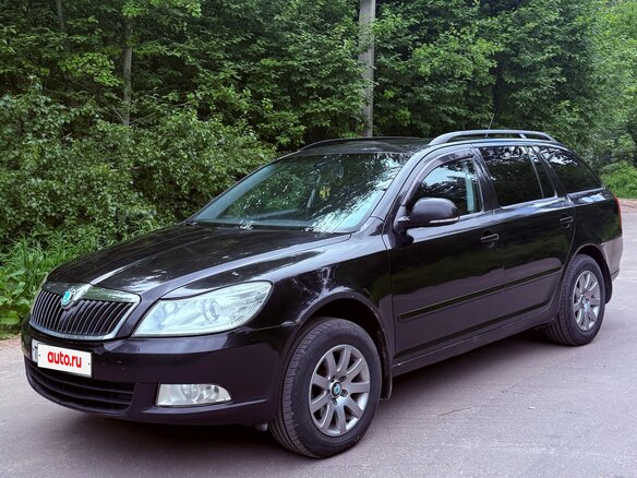 2010 Skoda Octavia II (A5) Рестайлинг, чёрный, 750000 рублей