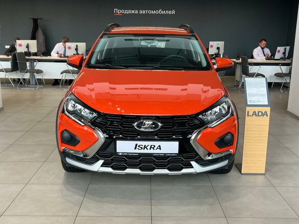 2026 Lada (ВАЗ) Iskra SW Cross, оранжевый - вид 1
