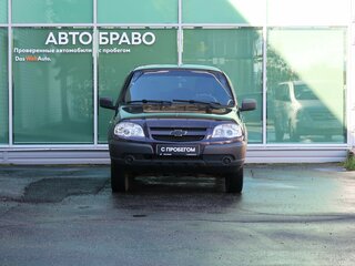 2019 Chevrolet Niva I Рестайлинг, коричневый, 619000 рублей, вид 3