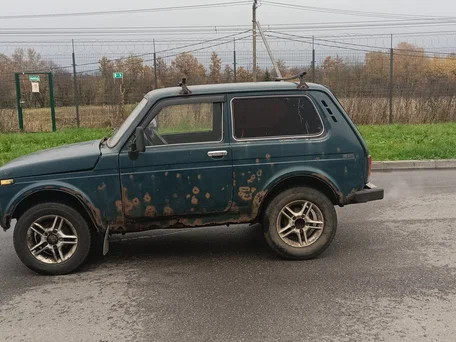 2002 Lada (ВАЗ) 2121 (4x4) I Рестайлинг, синий, 100000 рублей, вид 2