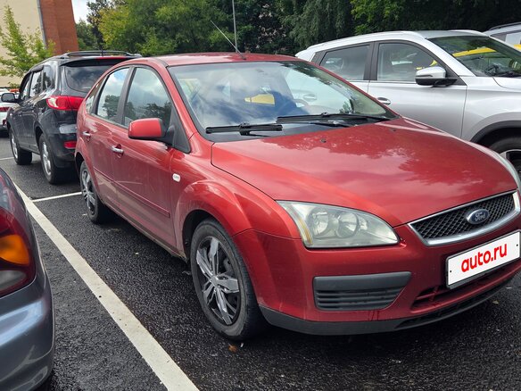 2007 Ford Focus II, красный