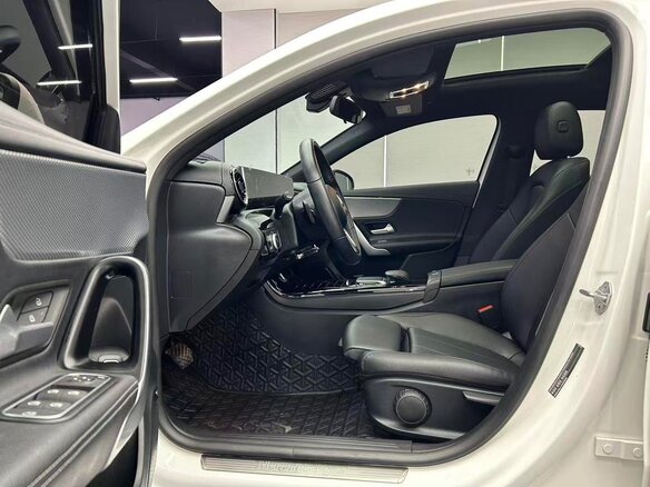 2022 Mercedes-Benz A-Класс 180 Long IV (W177), красный, 1833000 рублей - вид 9