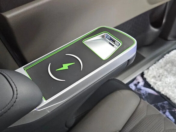 2025 Kia Carnival IV Рестайлинг, серебристый, 7400001 рублей - вид 31