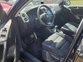 2009 Volkswagen Tiguan I, чёрный, 611000 рублей, вид 4