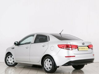 2016 Kia Rio III Рестайлинг, серебристый, 1099000 рублей, вид 4