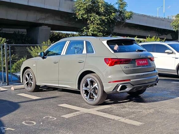 2026 Audi Q3 35 TFSI II (F3), серый - вид 3