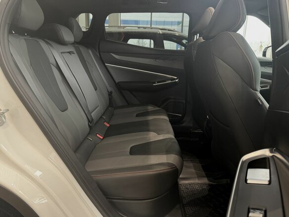 2026 Geely Cityray, белый, 3204990 рублей - вид 8