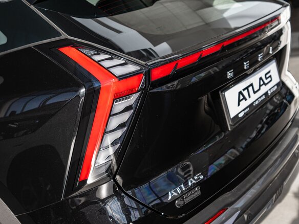 2026 Geely Atlas II, чёрный, 4119990 рублей - вид 18