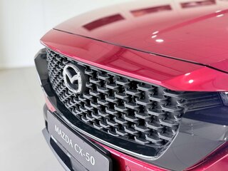 2025 Mazda CX-50, красный, 4720000 рублей, вид 5