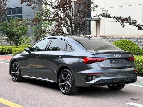 2023 Audi A3 35 TFSI Long IV (8Y), белый, 2250000 рублей - вид 3