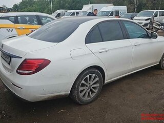 2020 Mercedes-Benz E-Класс 200 V (W213, S213, C238), чёрный, 2220000 рублей, вид 4