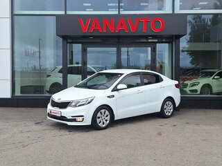 2017 Kia Rio III Рестайлинг, белый, 1125000 рублей, вид 1