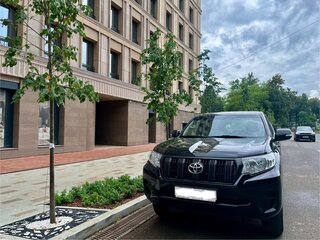 2018 Toyota Land Cruiser Prado 150 Series Рестайлинг 2, чёрный, 4490000 рублей, вид 2