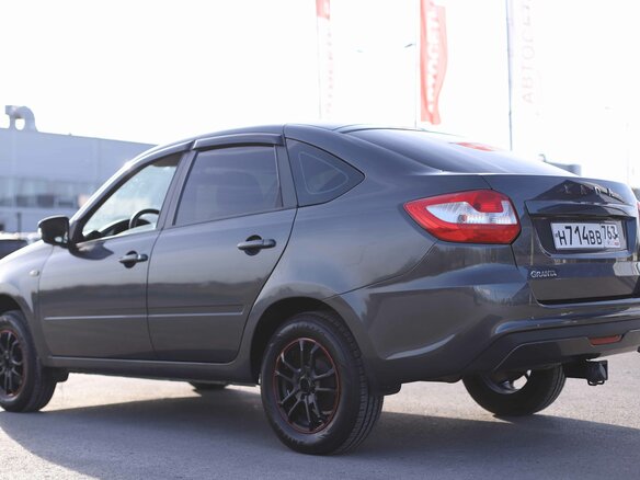 2020 Lada (ВАЗ) Granta I Рестайлинг, серый, 600000 рублей - вид 6