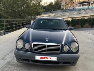 1998 Mercedes-Benz E-Класс 320 II (W210, S210), синий, 670000 рублей, вид 2