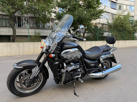 2012 Triumph Rocket III, чёрный, 900000 рублей, вид 1