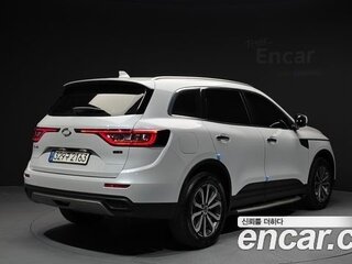 2021 Renault Koleos II Рестайлинг, белый, 1950000 рублей, вид 3