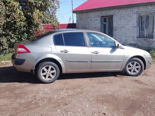 2008 Renault Megane II Рестайлинг, бежевый, 415000 рублей, вид 3