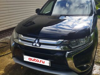 2015 Mitsubishi Outlander III Рестайлинг 2, чёрный, 1640000 рублей, вид 1