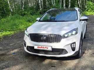2019 Kia Sorento III Prime Рестайлинг, белый, 2850000 рублей, вид 3