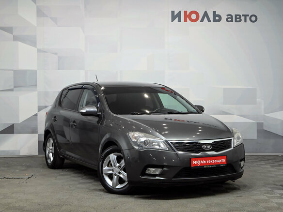 2010 Kia Ceed I Рестайлинг, серебристый, 700000 рублей - вид 3