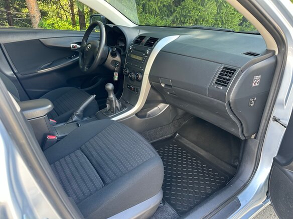 2008 Toyota Corolla X (E140, E150), голубой, 1100000 рублей - вид 22