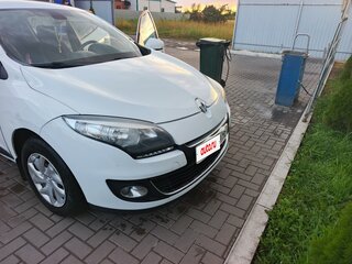 2013 Renault Megane III Рестайлинг, белый, 665000 рублей, вид 1