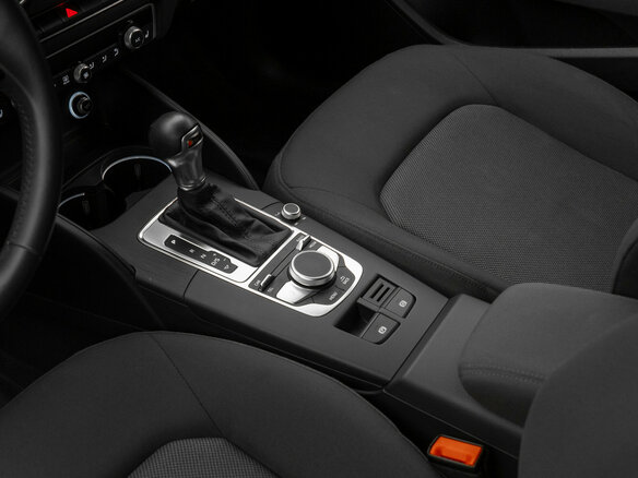 2019 Audi A3 III (8V) Рестайлинг, серый, 2390000 рублей - вид 15
