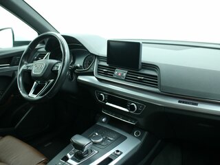 2018 Audi Q5 II (FY), белый, 3490000 рублей, вид 4