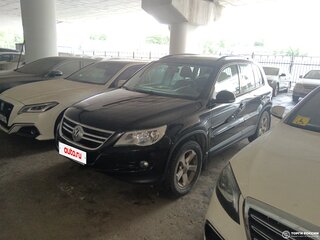 2011 Volkswagen Tiguan I, чёрный, 850852 рублей, вид 3