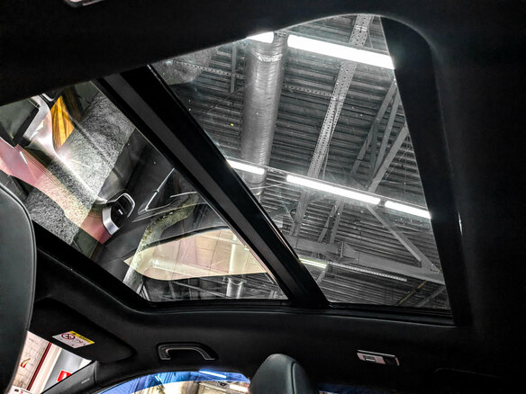 2023 Geely Coolray I, синий, 1815000 рублей - вид 23