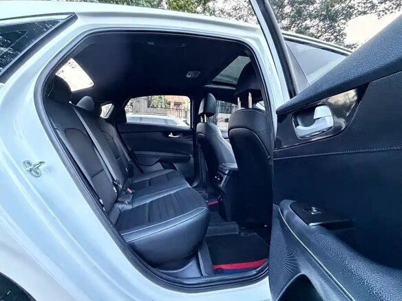 2023 Kia K3 II (China Market) Рестайлинг, белый, 1467007 рублей - вид 20