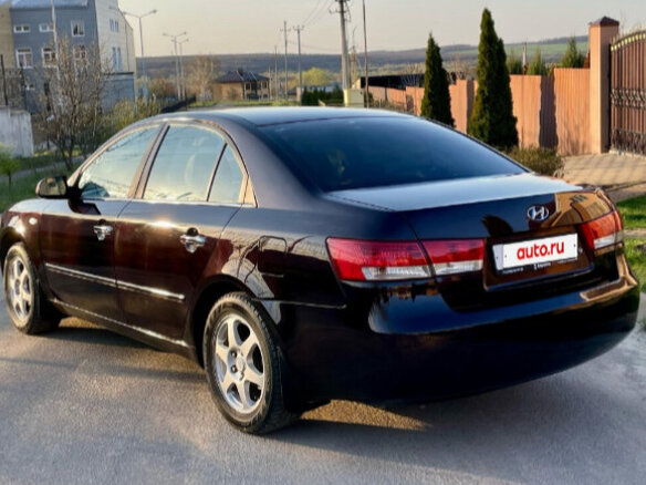 2005 Hyundai Sonata V (NF), красный, 600000 рублей - вид 5