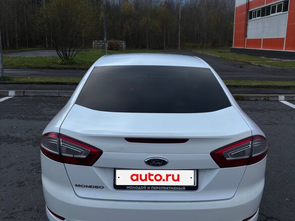 2013 Ford Mondeo IV Рестайлинг, белый, 540000 рублей - вид 3